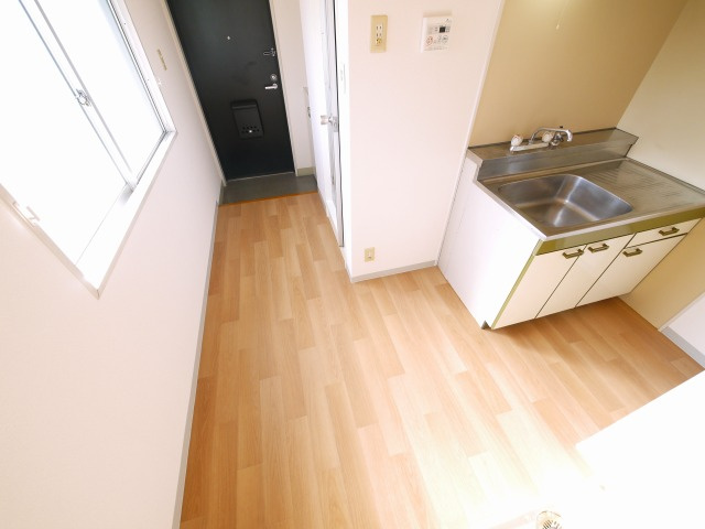 メゾン・ラ・ポムのキッチン|きれいなキッチンです