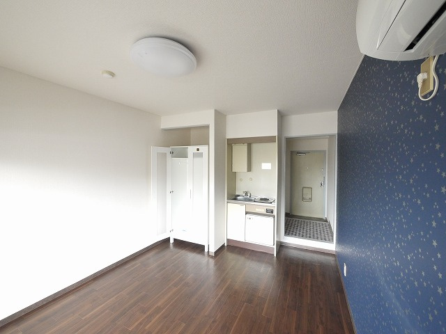 トータスBldの居間・リビング