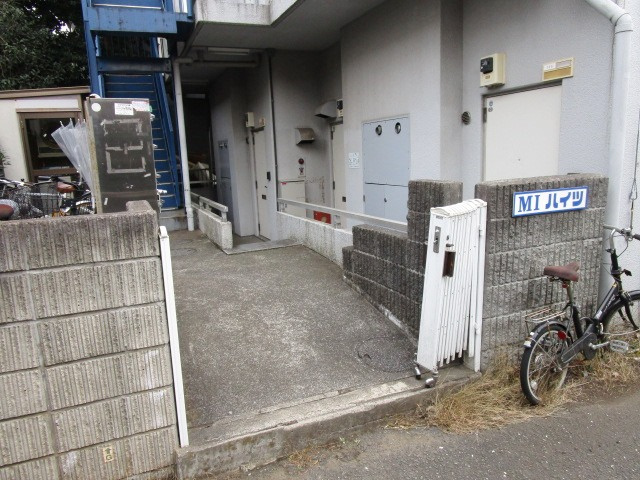 【エントランス】 | 小平ＭＩハイツ