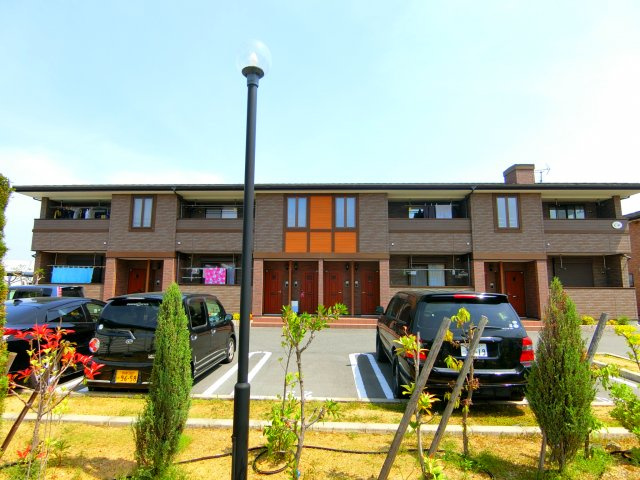 レジテンスイナリBの外観