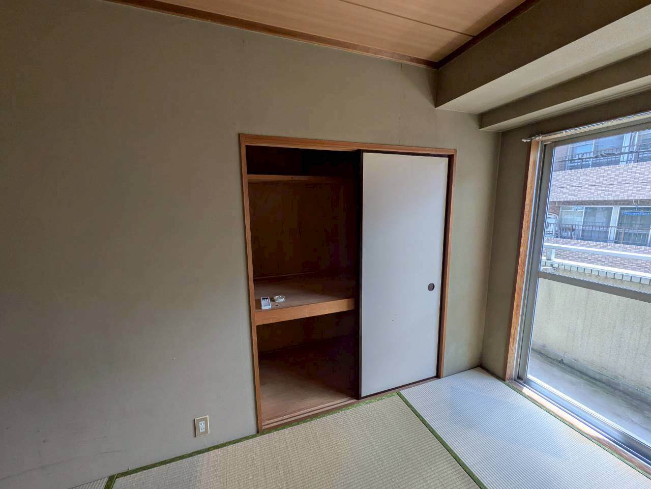 湯浅ビルの収納
