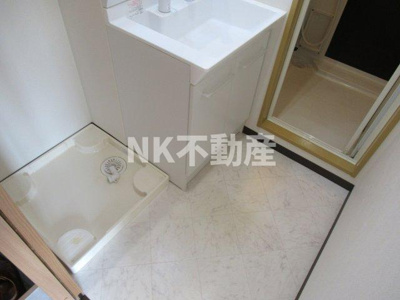 【洗面所】 | ラガーパレス花園（東花園賃貸） | コンパクトで使いやすい洗面所