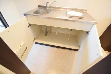 エクセレント宮本の内装|キッチン下に収納あります