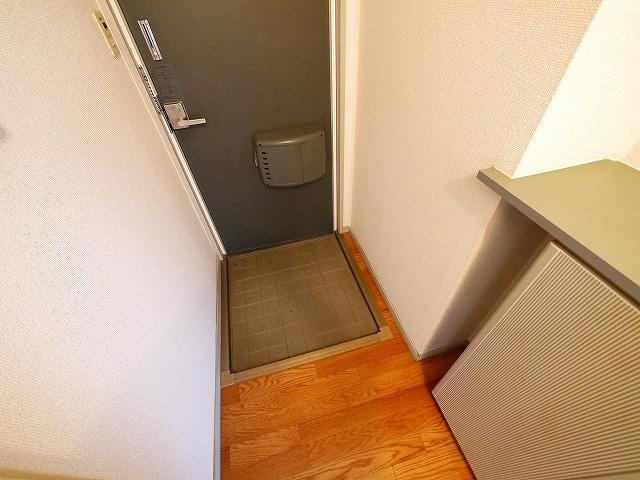 ハイツげんの玄関|ゆったりとした玄関です