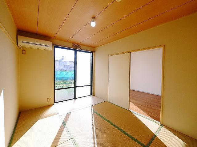 ハイツげんの和室
