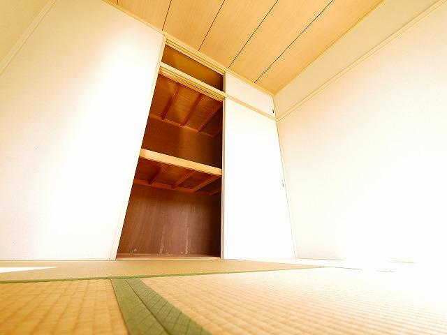 ハイツげんの寝室|使い勝手のいい寝室です