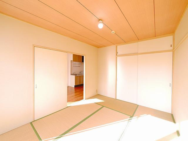 ハイツげんの和室|柔らかい畳が心地よい和室
