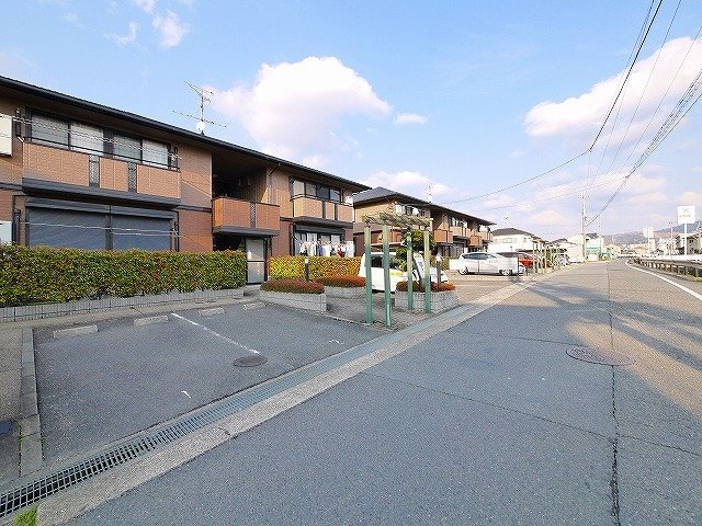セジュールこもがわの駐車場|駐車場です