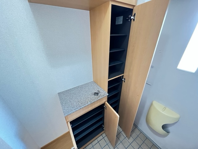 スールブローテの収納