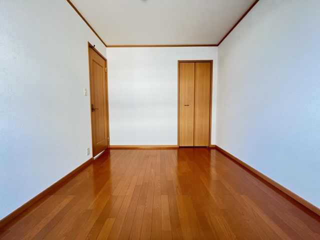 スールブローテの洋室