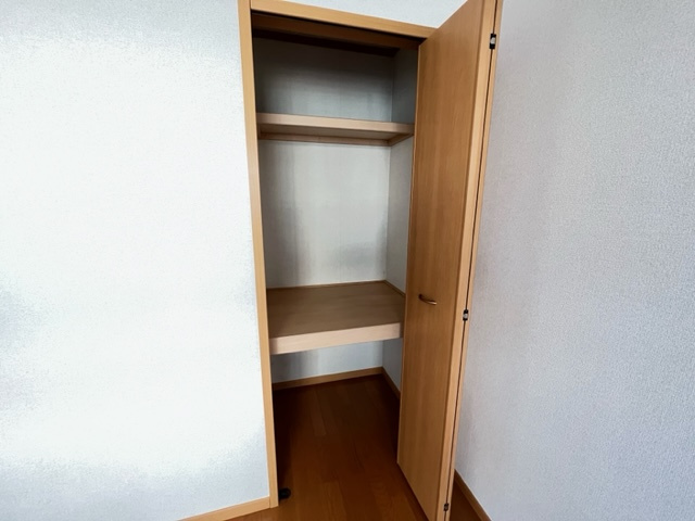 スールブローテの収納