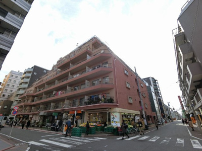 【外観】 | インペリアル蒲田 | お買い物時にも便利なエレベーター完備！管理体制良好で安心！