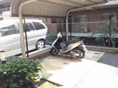 【その他共用部分】 | レクシオ宮前平ヒルズ | バイク置場