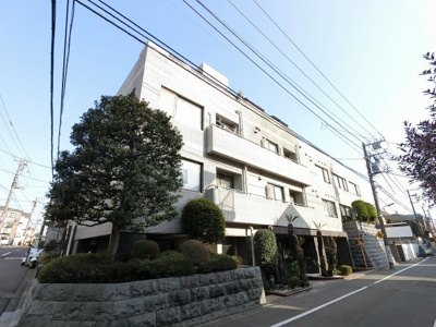 【外観】 | グローリーガーデン | 都営浅草線「馬込」駅徒歩9分、東急大井町線・池上線「旗の台」駅徒歩13分。
