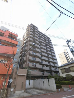 【外観】 | 朝日マンション大森東 | 京急本線「平和島」駅徒歩6分・「大森町」駅徒歩5分と好立地。