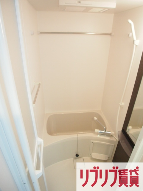 リブリ・東千葉の浴室