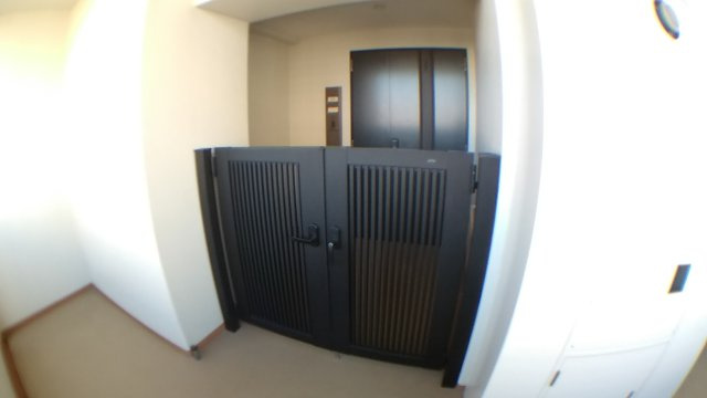 荒川区南千住３丁目の賃貸マンションのその他|玄関