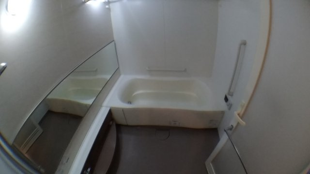 荒川区南千住３丁目の賃貸マンションの浴室