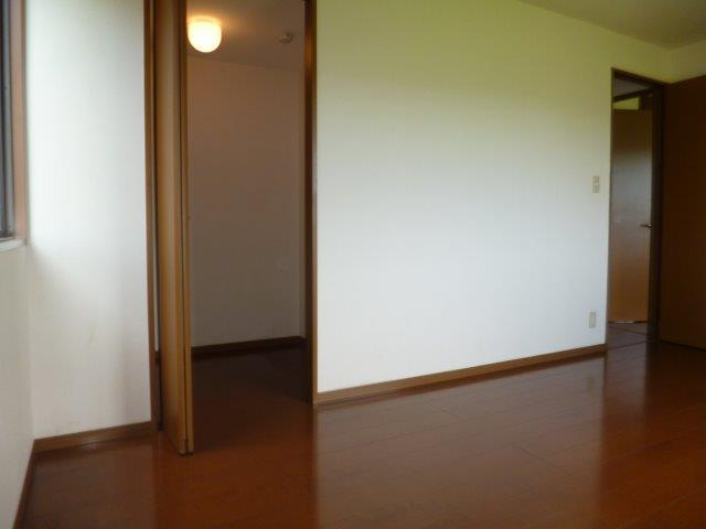 コートタウン西岡Ｂの洋室