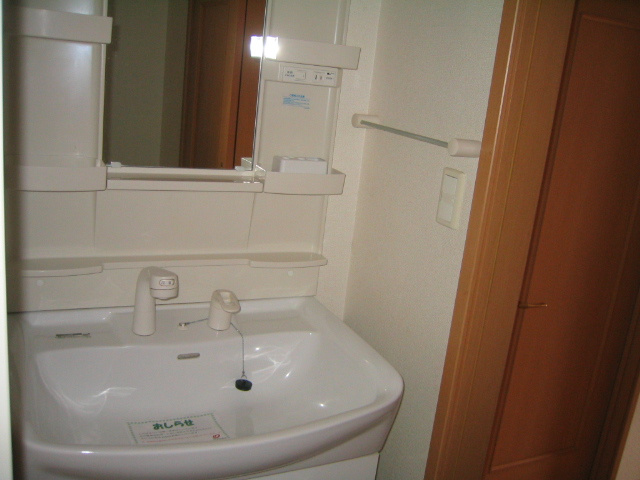 エレガンテ・カーサの独立洗面台