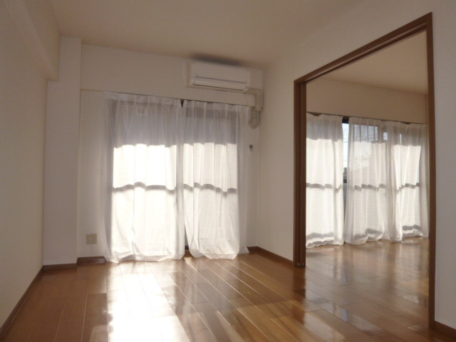 倉敷市連島１丁目の賃貸マンションの洋室