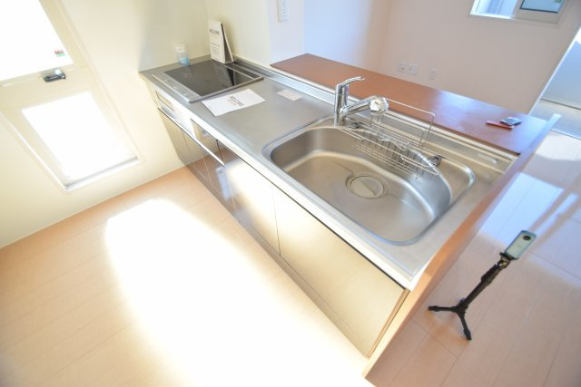 プランドールのキッチン|使いやすいキッチンです（別間取り）