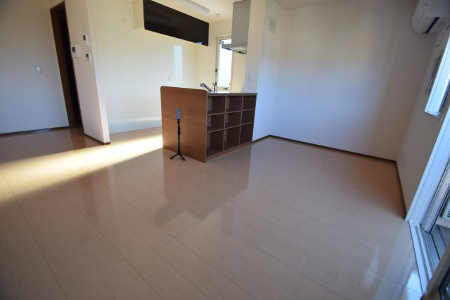 プランドールの居間・リビング|使いやすいリビングです（別間取り）