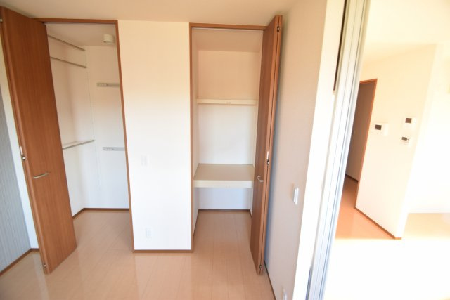プランドールの収納|ちょっとした収納スペースも充実しています（別間取り）