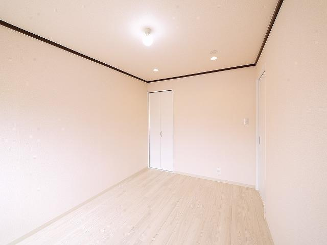 タウニィ箕山の洋室|洋室です