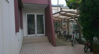 【エントランス】