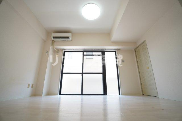 メゾンリヴィエール道場北の寝室