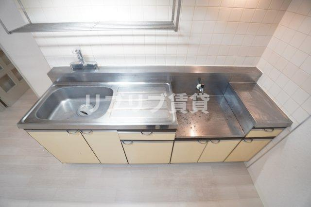 メゾンリヴィエール道場北のキッチン