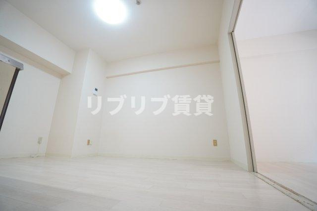 メゾンリヴィエール道場北の居間・リビング