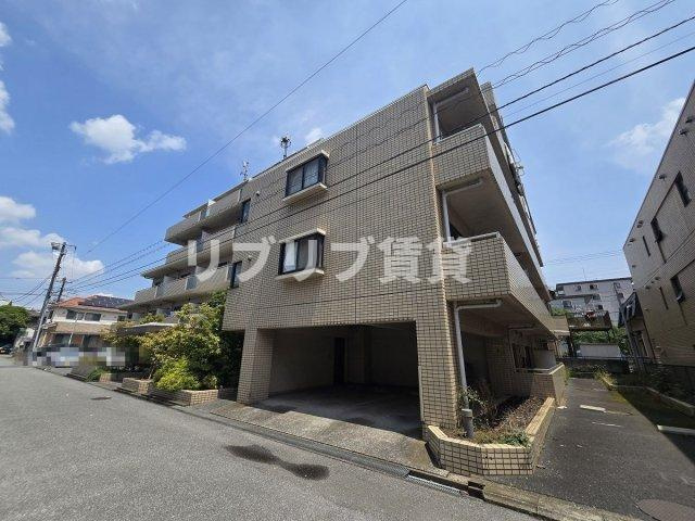 メゾンリヴィエール道場北の外観