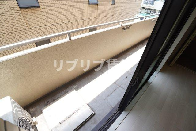 メゾンリヴィエール道場北のバルコニー