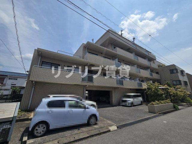 メゾンリヴィエール道場北の外観