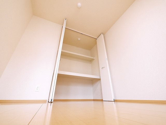 グランエステート奈良の収納|たっぷりとした収納スペースです