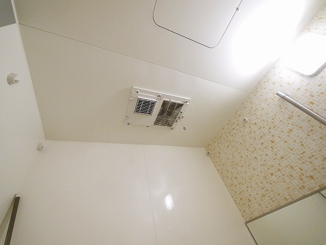 グランエステート奈良の設備|浴室乾燥機です