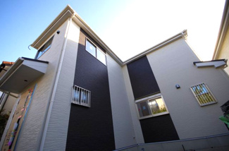 【外観】 | 2号棟　現地（2017年12月）撮影