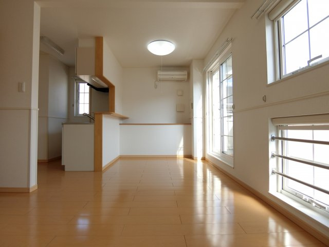 ドゥーエの居間・リビング