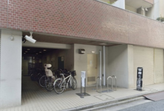 【エントランス】
