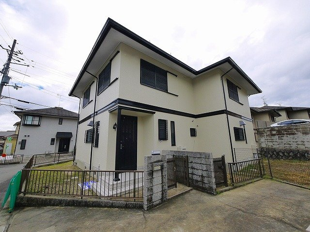 デュオあやめ池の外観|外観は落ち着いています