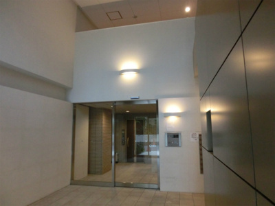 【エントランス】 | ウエスト船橋 | 天井が高く開放感のあるエントランス