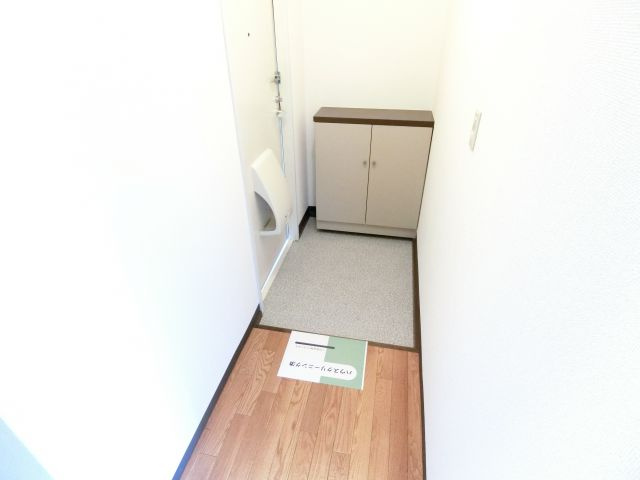 ビューテラスさやまの玄関
