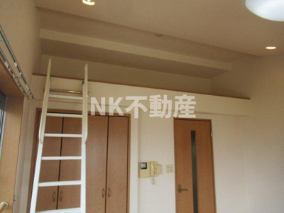 【内装】 | アルカサールYOSHIYANI（アルカサールヨシタニ）（若江岩田賃貸） | 明るい色調の室内です