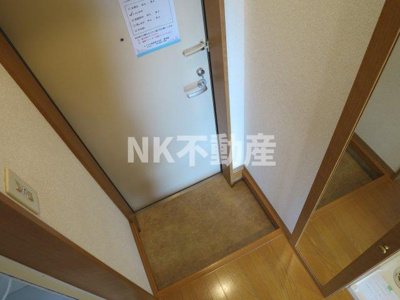 【玄関】 | アルカサールYOSHIYANI弐番館（アルカサールヨシタニ）（若江岩田賃貸） | ゆったりとした玄関です
