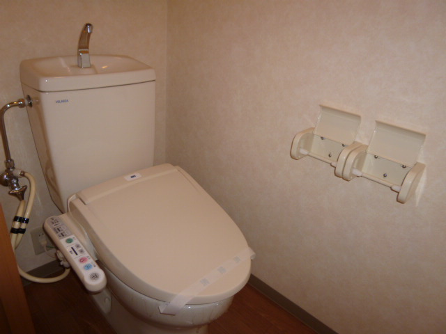 リベルテ北畝のトイレ|シャワー付きトイレ