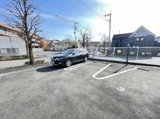 【駐車場】 | いつでも目の届く敷地内に駐車場があります♪お車をお持ちのファミリーさんにオススメです☆