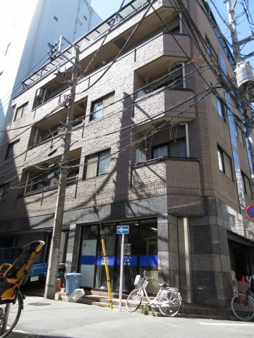 信栄須田ビルの外観