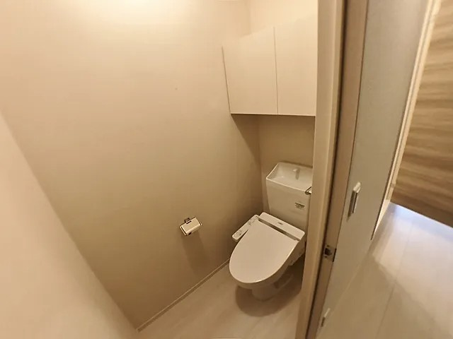 グレイスコート神戸山本通の玄関